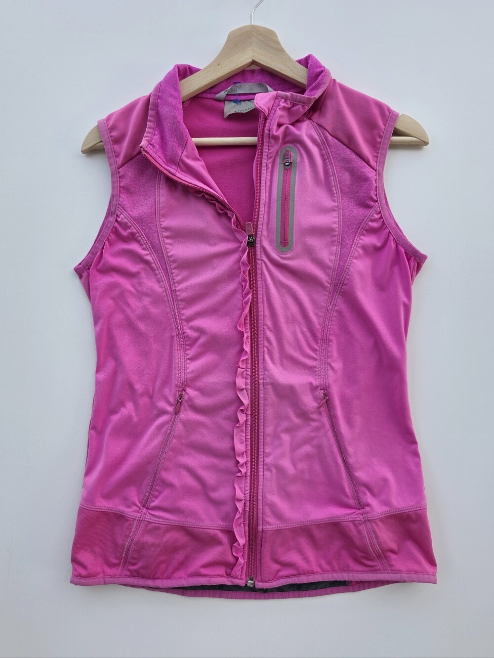 Athleta Bright Pink Prevail Ruffled Full‎ Zip Sleeveless Running Vest